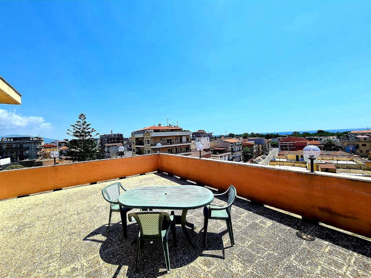 Lorena Loft Locri Kültér fotó